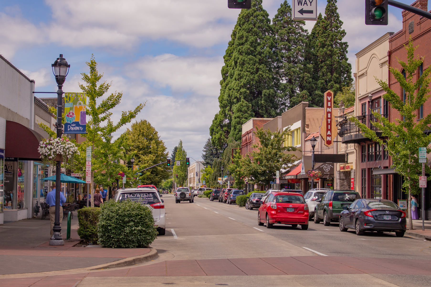 Oregon’s Fifth-Largest City Uses Adaptive Dimming and Advanced Lighting ...