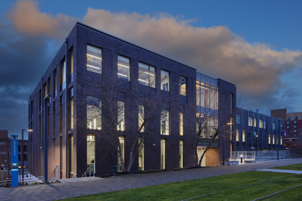 University Of Washington Tacoma Milgard Hall In Tacoma WA McKinstry   B Milgard 2 1024x683 